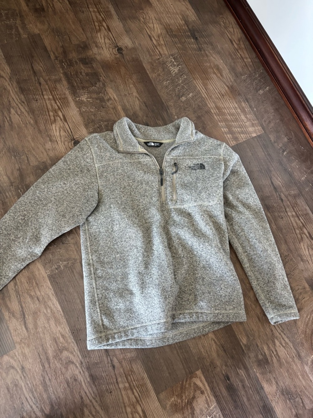 The North Face Men’s Heather Gray Half-Zip Fleece Pullover